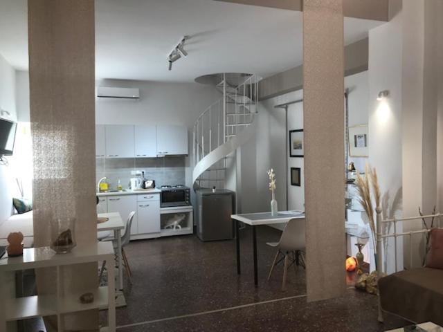 Avance Art Atene Esterno foto